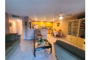 5180 E Sabal Palm Blvd, Tamarac, FL 33319, Sold 05/14/21