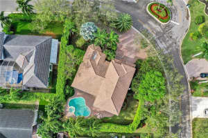 10566 NW 66th St, Parkland, FL 33076, Sold 05/28/21