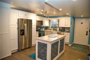 8527 Old Country Manor, Davie, FL 33328, Sold 04/05/21