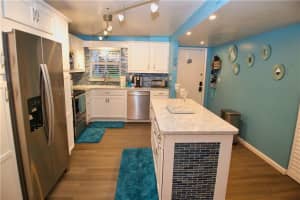 8527 Old Country Manor, Davie, FL 33328, Sold 04/05/21