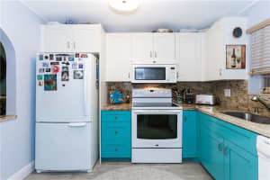 630 Tennis Club Dr, Wilton Manors, FL 33311, Sold 04/09/21