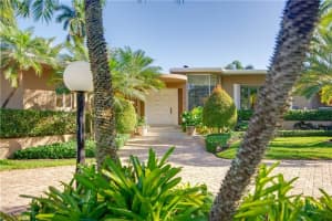 950 S Southlake Dr, Hollywood, FL 33019, Sold 10/04/21