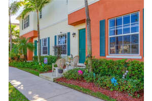 263 SW 7th St, Pompano Beach, FL 33060, Sold 04/22/21