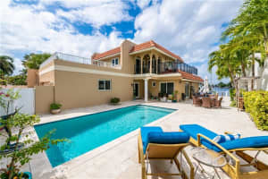 585 Pelican Way, Delray Beach, FL 33483, Sold 04/16/21