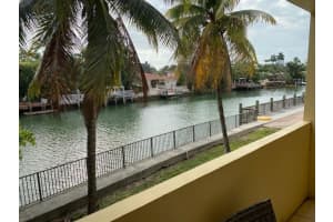 4011 Meridian Ave, Miami Beach, FL 33140, Sold 05/20/21