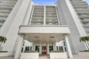 8650 S Ocean Dr, Jensen Beach, FL 34957, Sold 05/21/21