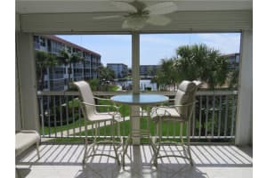 900 Dogwood Dr, Delray Beach, FL 33483, Sold 04/14/21