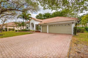 8548 NW 45th St, Coral Springs, FL 33065, Sold 04/15/21