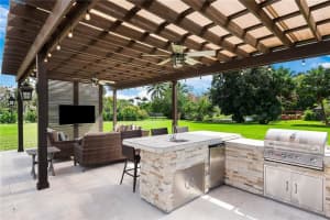 10830 SW 38th Dr, Davie, FL 33328, Sold 04/30/21