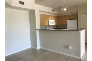 8000 N Nob Hill Rd, Tamarac, FL 33321, Sold 04/27/21