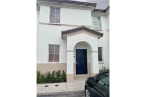 MLS# F10272677, Hialeah, Florida 33018