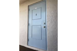 1075 Riverside Dr, Coral Springs, FL 33071, Sold 04/05/21