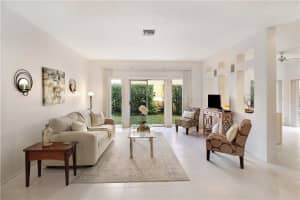 11287 Lakeview Dr, Coral Springs, FL 33071, Sold 05/05/21