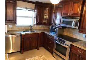 299 N Riverside Dr, Pompano Beach, FL 33062, Sold 04/16/21