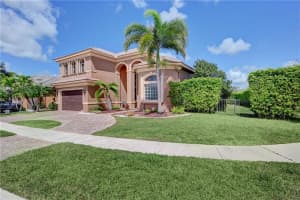 12067 NW 76th Pl, Tamarac, FL 33321, Sold 04/30/21