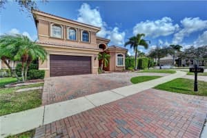 12067 NW 76th Pl, Tamarac, FL 33321, Sold 04/30/21