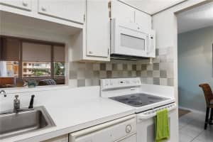 101 N Birch Rd, Fort Lauderdale, FL 33304, Sold 05/11/21