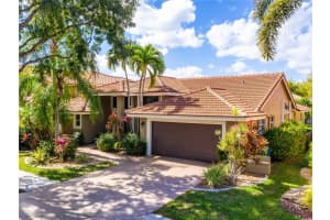1135 Fairfax Ln, Weston, FL 33326, Sold 04/26/21