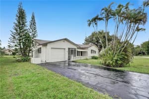 9103 NW 72nd St, Tamarac, FL 33321, Sold 05/07/21