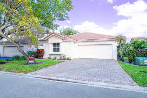 132 NW 73rd Ave, Plantation, FL 33317, Sold 04/12/21