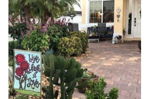 16222 NW 17th Ct, Pembroke Pines, FL 33028, Sold 04/23/21