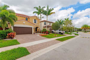 3880 Aspen Leaf Dr, Boynton Beach, FL 33436, Sold 04/21/21