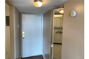 470 Executive Center Dr #5h, West Palm Beach, FL 33401, Sold 04/23/21