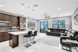 10207 Akenside Dr, Boca Raton, FL 33428, Sold 05/14/21