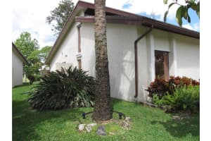 1670 Riverwood Ln, Coral Springs, FL 33071, Sold 04/16/21