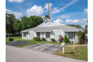 991 SW 111th Way, Davie, FL 33324, Sold 04/16/21