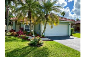 12620 SW 7th Pl, Davie, FL 33325, Sold 05/05/21
