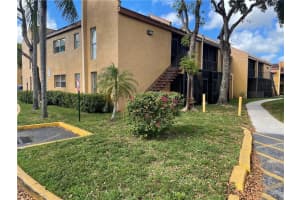 4463 Treehouse Ln, Tamarac, FL 33319, Sold 05/07/21