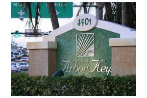4463 Treehouse Ln, Tamarac, FL 33319, Sold 05/07/21