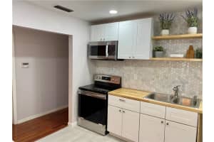 7354 SW 106th Ct, Miami, FL 33173, Sold 05/03/21