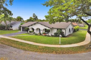 8665 SW 55th St, Cooper City, FL 33328, Sold 04/30/21