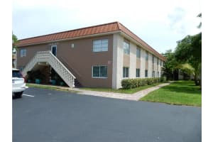 124 NE 19th Ct, Wilton Manors, FL 33305, Sold 08/13/21