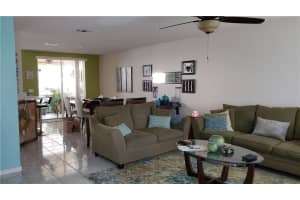 10870 Palm Ridge Ln, Tamarac, FL 33321, Sold 04/14/21