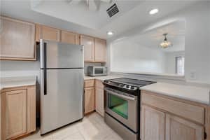312 Northlake Dr, North Palm Beach, FL 33408, Sold 05/14/21