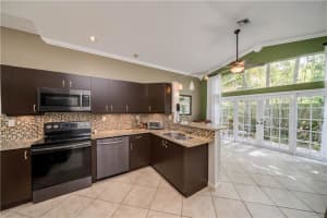 5726 NW 48th Ct, Coral Springs, FL 33067, Sold 04/15/21