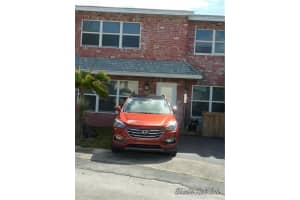 806 NW 41st Ct, Pompano Beach, FL 33064, Sold 04/09/21