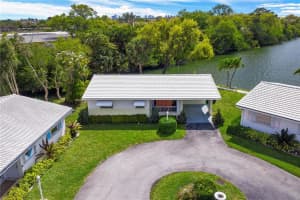 2400 Emerson Cir, Hollywood, FL 33021, Sold 04/30/21