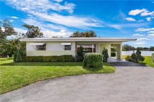 2400 Emerson Cir, Hollywood, FL 33021, Sold 04/30/21