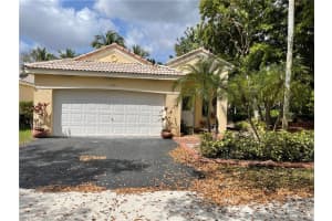 1705 Salerno Cir, Weston, FL 33327, Sold 04/15/21