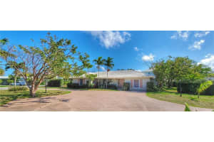 566 NE Spanish Trail, Boca Raton, FL 33432, Sold 04/15/21
