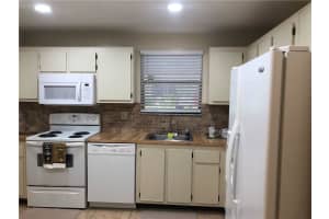 601 Ives Dairy Rd, Miami, FL 33179, Sold 04/15/21