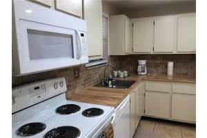 601 Ives Dairy Rd, Miami, FL 33179, Sold 04/15/21