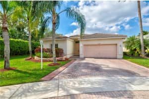 11767 NW 48th St, Tamarac, FL 33321, Sold 04/13/21