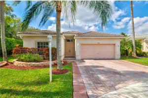 11767 NW 48th St, Tamarac, FL 33321, Sold 04/13/21