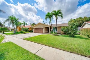 343 SW 31st Ave, Deerfield Beach, FL 33442, Sold 04/21/21