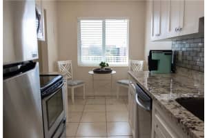 3120 N Pine Island Rd, Sunrise, FL 33351, Sold 05/04/21